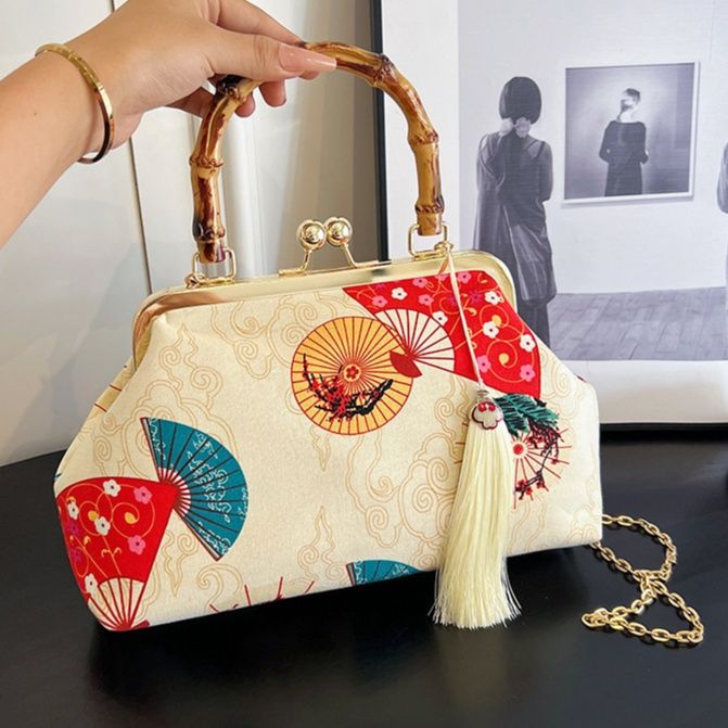着物バッグ 鶴舞い踊る和装がま口クラッチバッグ