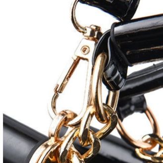 着物バッグ 華やか刺繍飾り光沢エナメル二方向仕立てバッグ