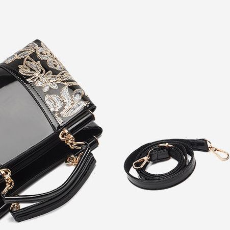 着物バッグ 華やか刺繍飾り光沢エナメル二方向仕立てバッグ