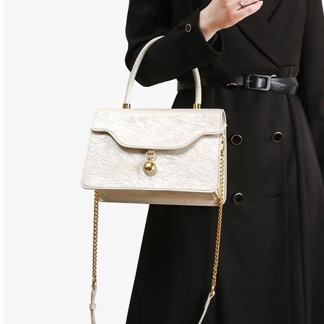 着物バッグ 金具装飾が華やぐ和装兼用ショルダーバッグ