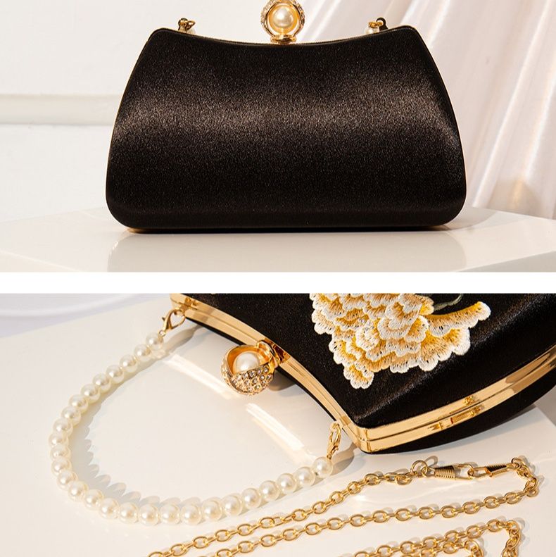 着物バッグ 牡丹と蝶の刺繍がま口ショルダーバッグ