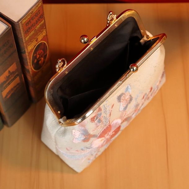 着物バッグ 花柄刺繍がま口ショルダーバッグ真珠飾り付き