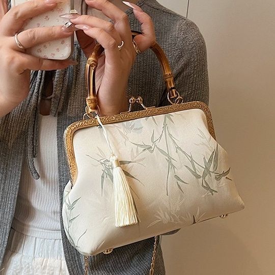 着物バッグ 竹柄刺繍がま口バンブーハンドル和装ショルダーバッグ