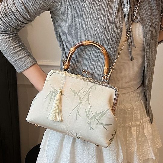 着物バッグ 竹柄刺繍がま口バンブーハンドル和装ショルダーバッグ