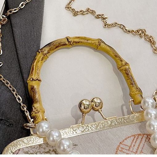 着物バッグ 鶴刺繍がま口竹ハンドル着物生地ショルダーバッグ