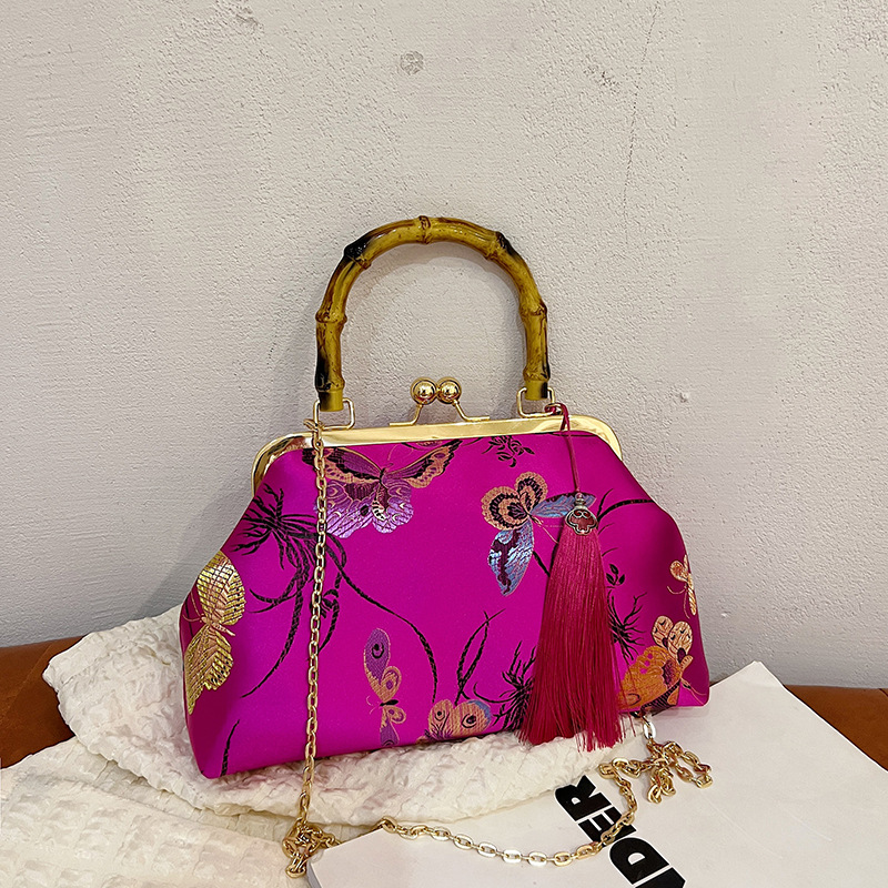 着物バッグ 蝶々刺繍がま口竹手ショルダーバッグ