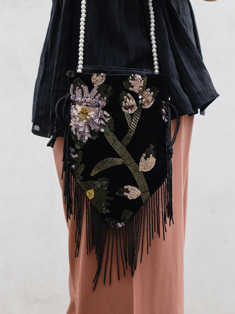 着物バッグ 花刺繍フリンジ付き巾着ショルダー