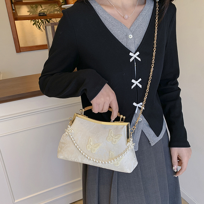 着物バッグ 蝶花刺繍がま口ショルダー