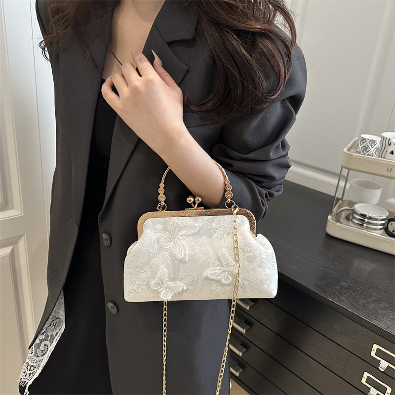 着物バッグ 蝶々刺繍がま口和装ショルダーバッグ