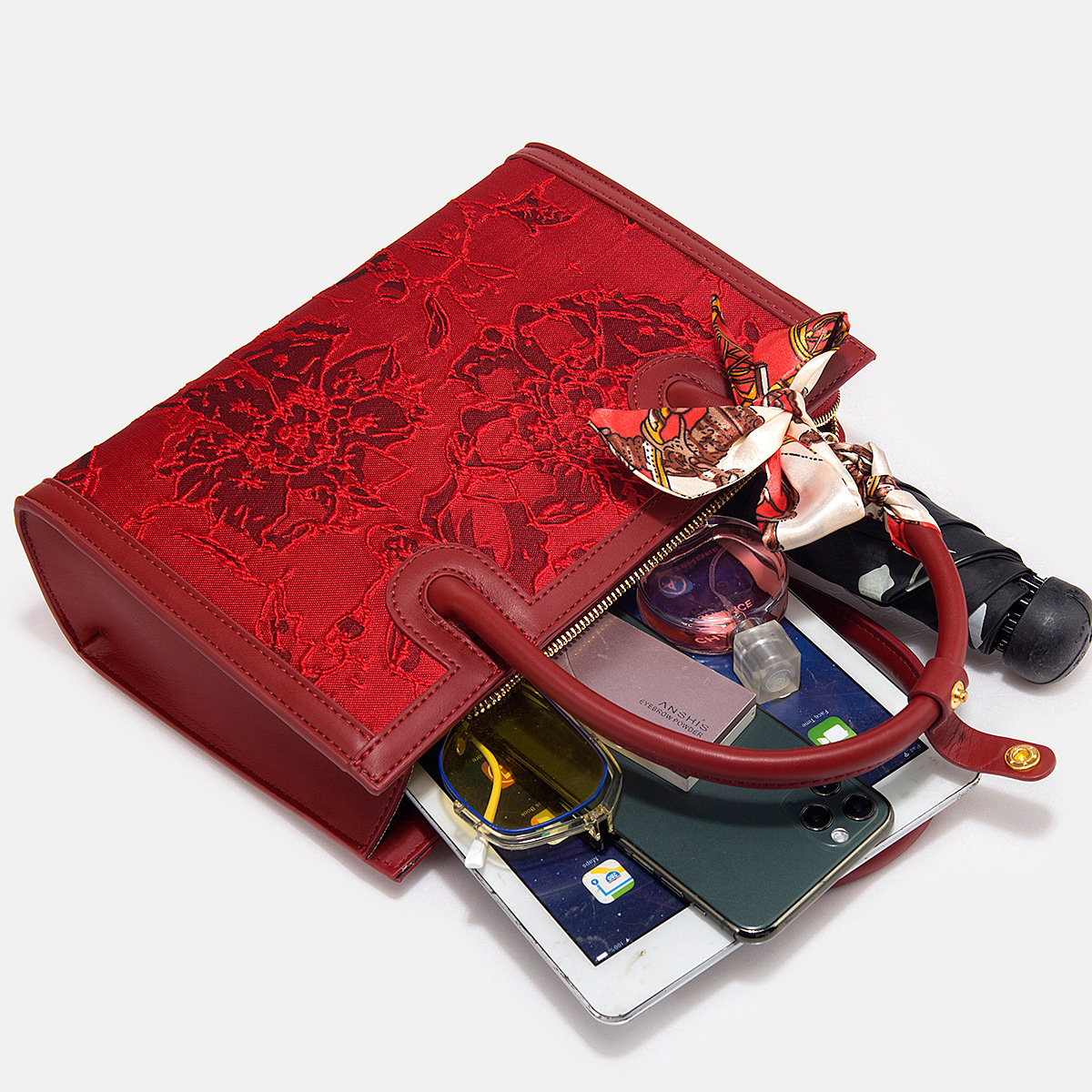 着物バッグ 立体花柄刺繍の和装ショルダーバッグ