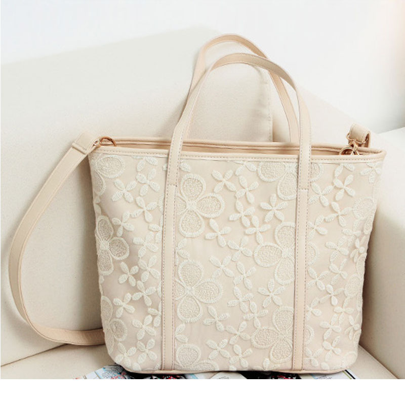 着物バッグ 桜花刺繍の上品な和風大容量手提げ鞄