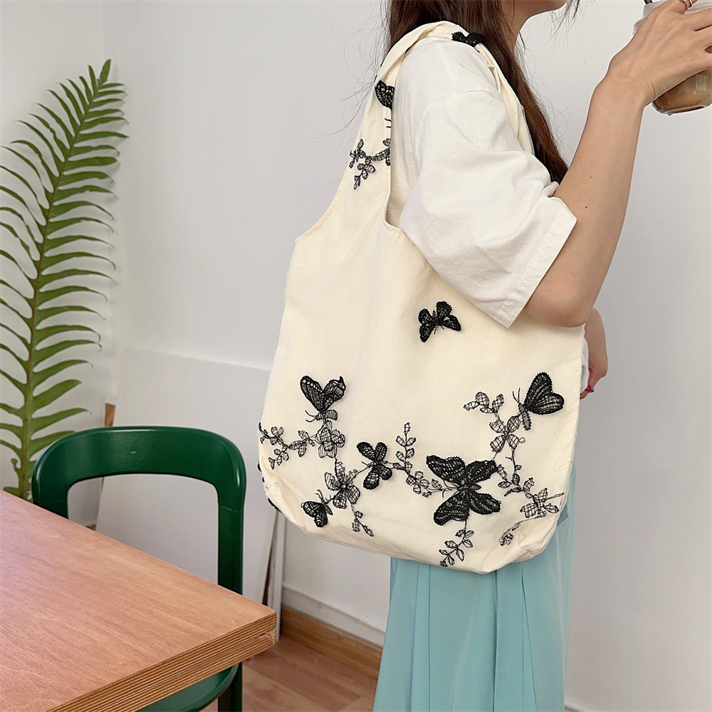 着物バッグ 蝶々舞う刺繍入りトートバッグ