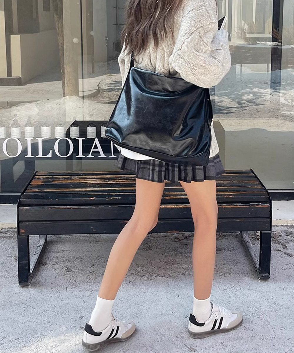 https://fulmo-img-server.com/kireime-closet/1d195f8d-acd5-45b2-8e67-27b09187ebc2.jpg