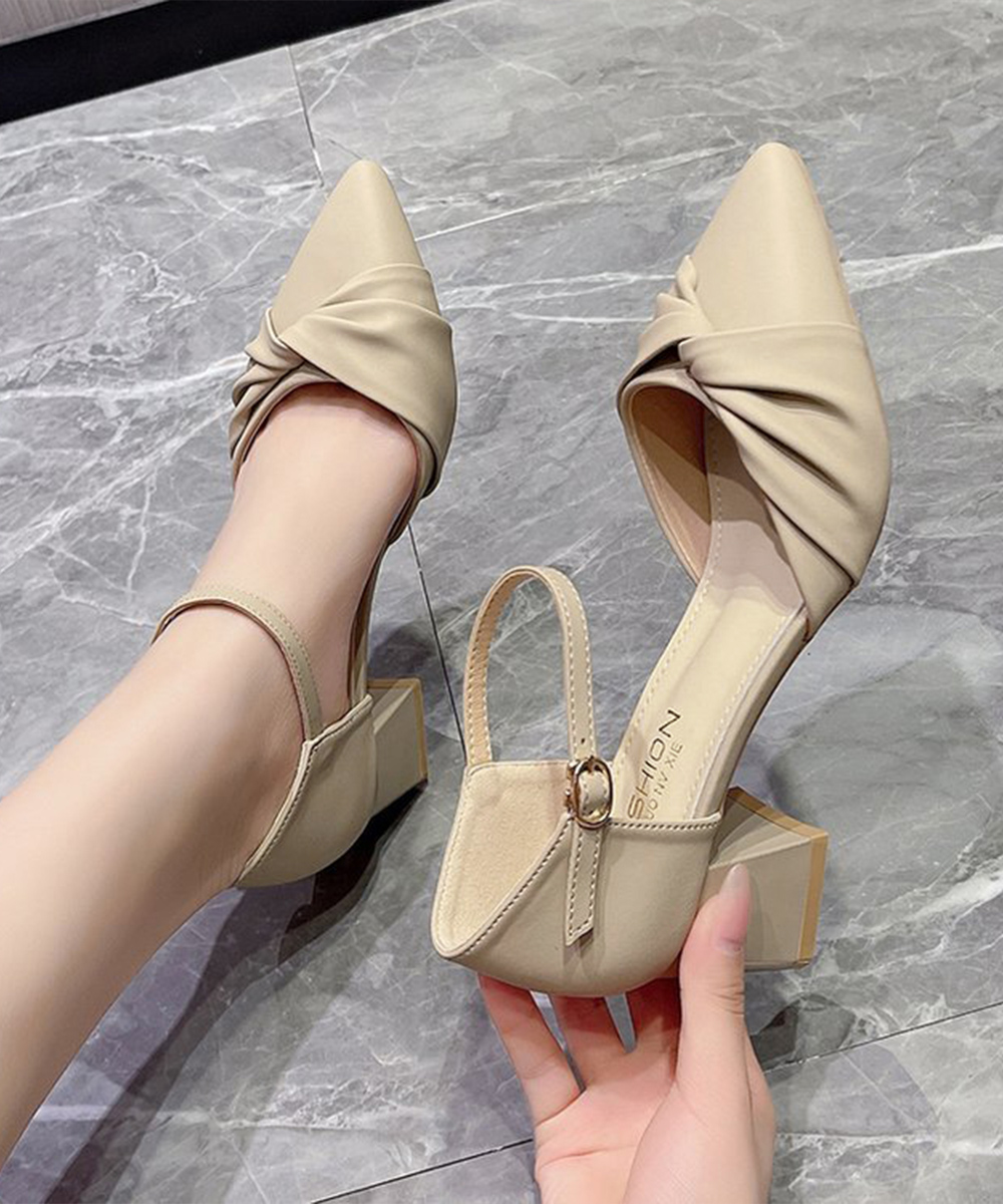 https://fulmo-img-server.com/kireime-closet/3d9abd07-9343-46ca-b3bb-c25b035a61e1.jpg