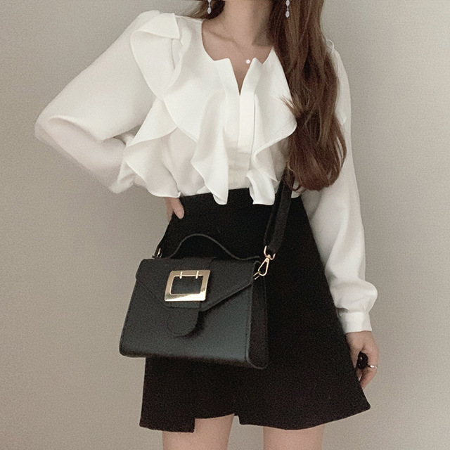https://fulmo-img-server.com/kireime-closet/46df5965-d79c-4cd7-9b93-f25684a50c6b.jpg