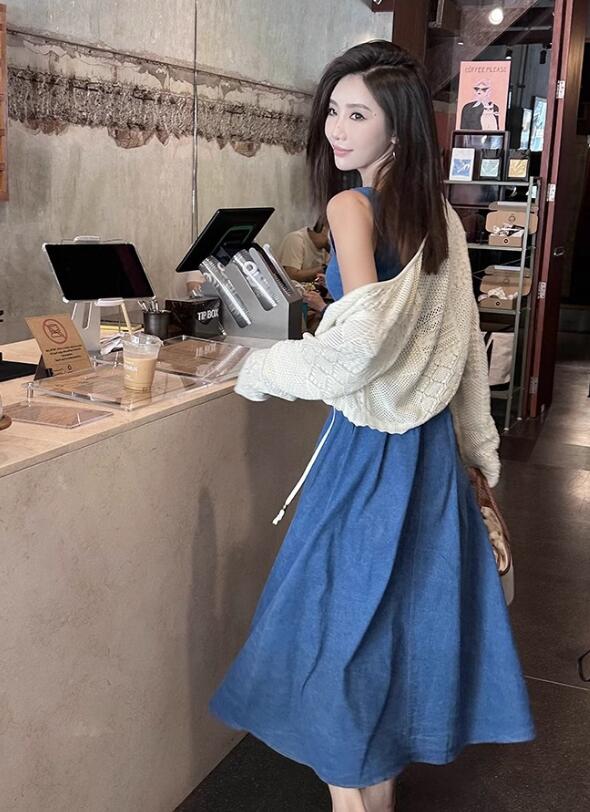 https://fulmo-img-server.com/kireime-closet/652f1151-55ad-436b-81f6-359ae508c602.jpg