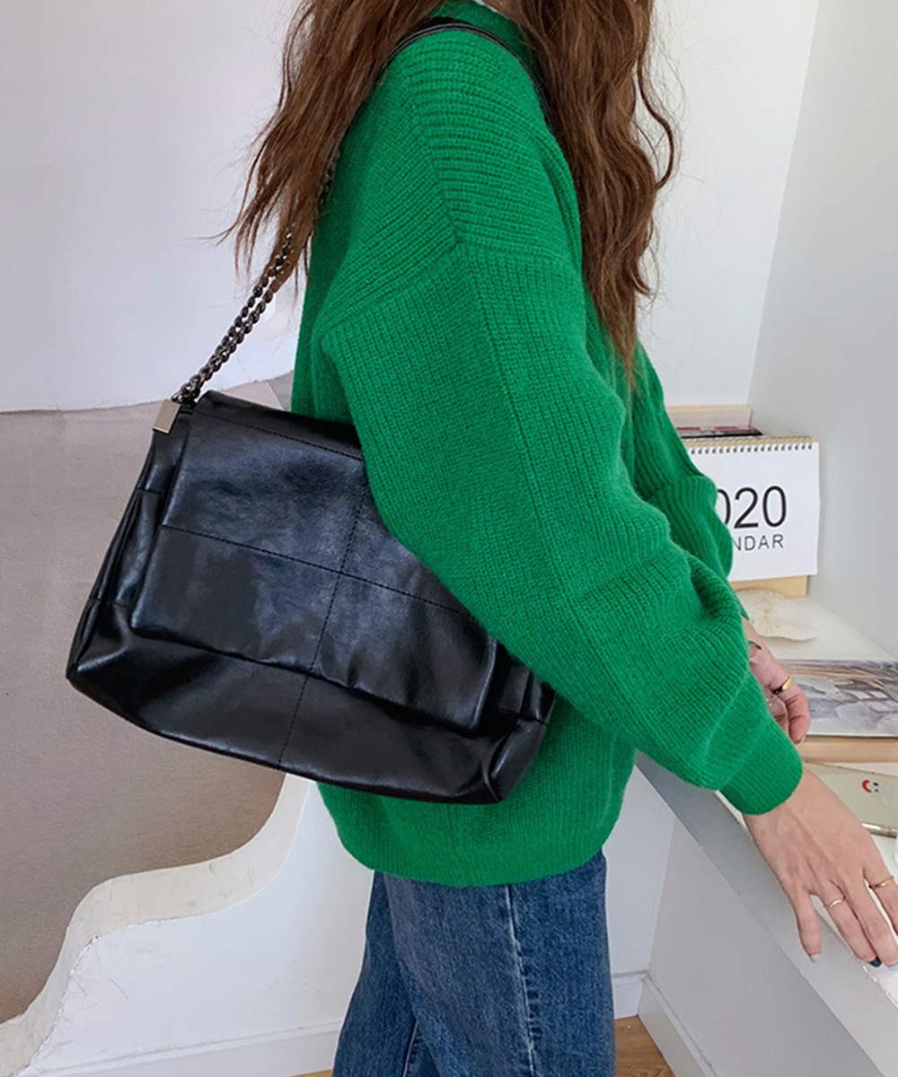 https://fulmo-img-server.com/kireime-closet/bfc3d579-2767-4b0d-886d-f0adaa879578.jpg