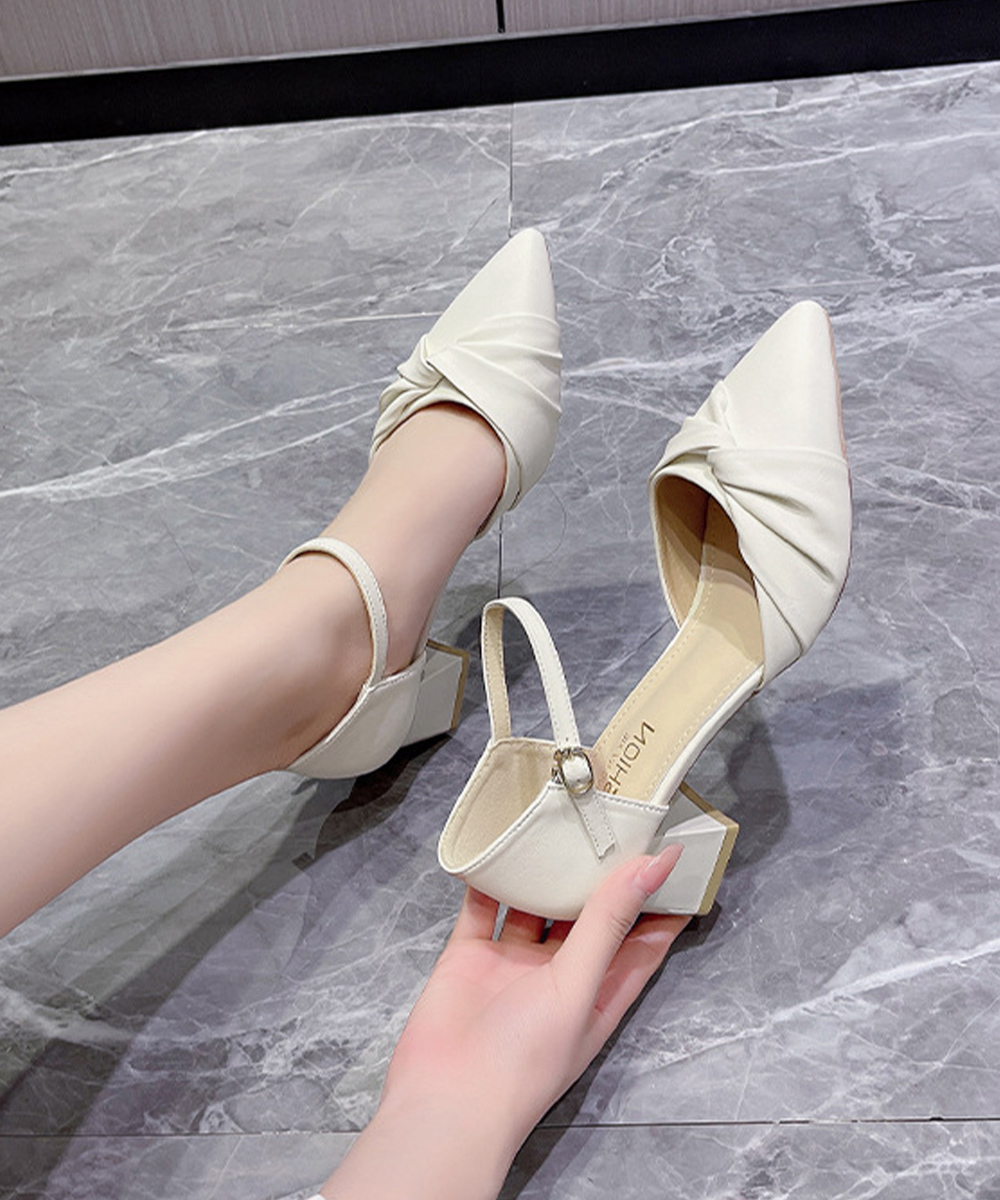 https://fulmo-img-server.com/kireime-closet/d392d4ed-08fc-4cf2-a4b7-a05cbd9b41cd.jpg