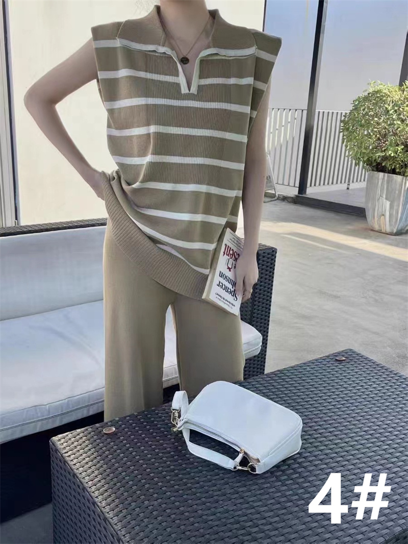 https://fulmo-img-server.com/kireime-closet/dfb4d65b-b006-4d7a-a5e1-895ec20467e3.jpg