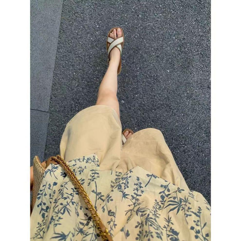 https://fulmo-img-server.com/kireime-closet/f5a13d07-8823-423e-9387-0574dfc07e62.jpg