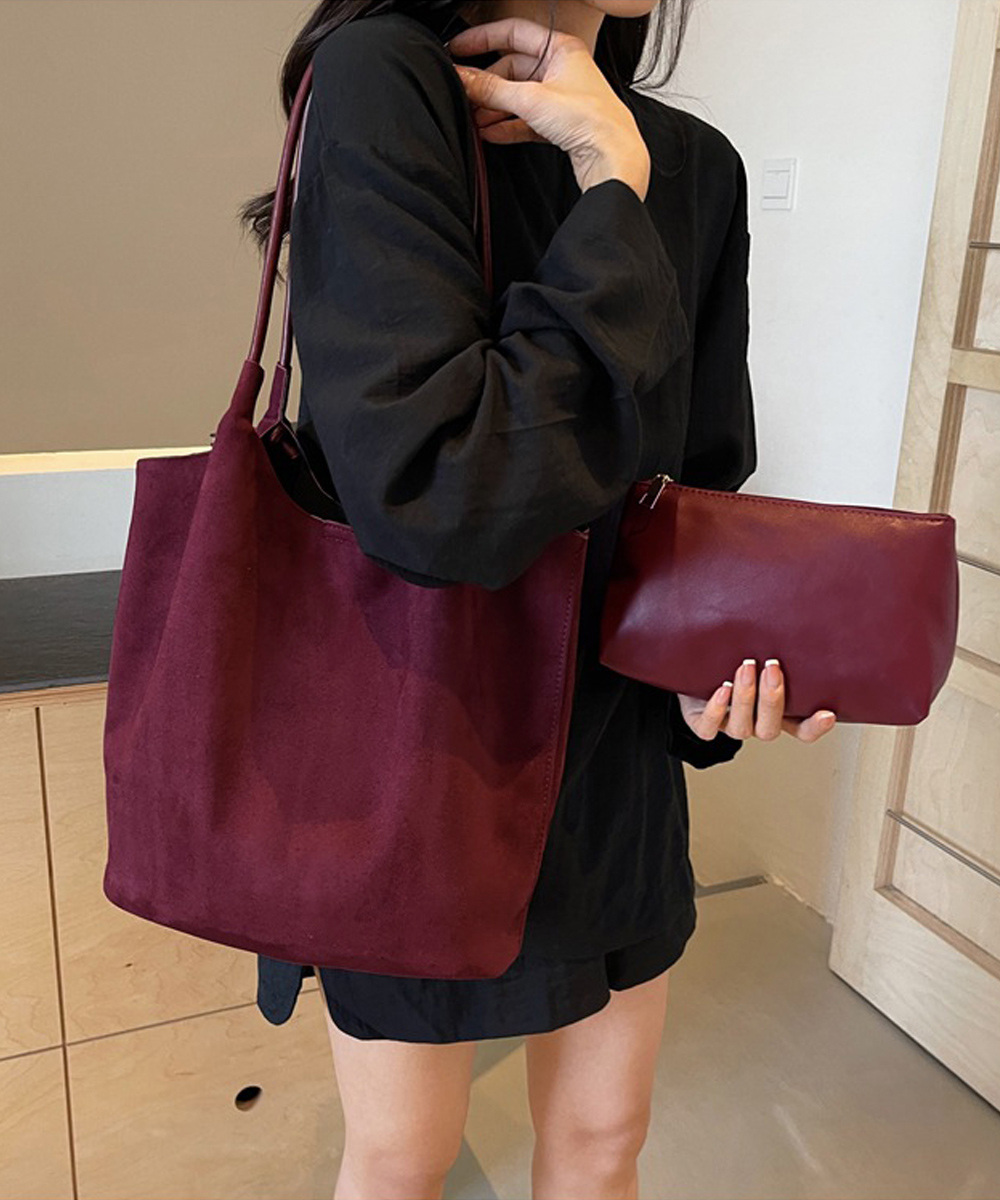 https://fulmo-img-server.com/kireime-closet/f86ead2c-3fc2-4e05-8c47-45ef25884337.jpg