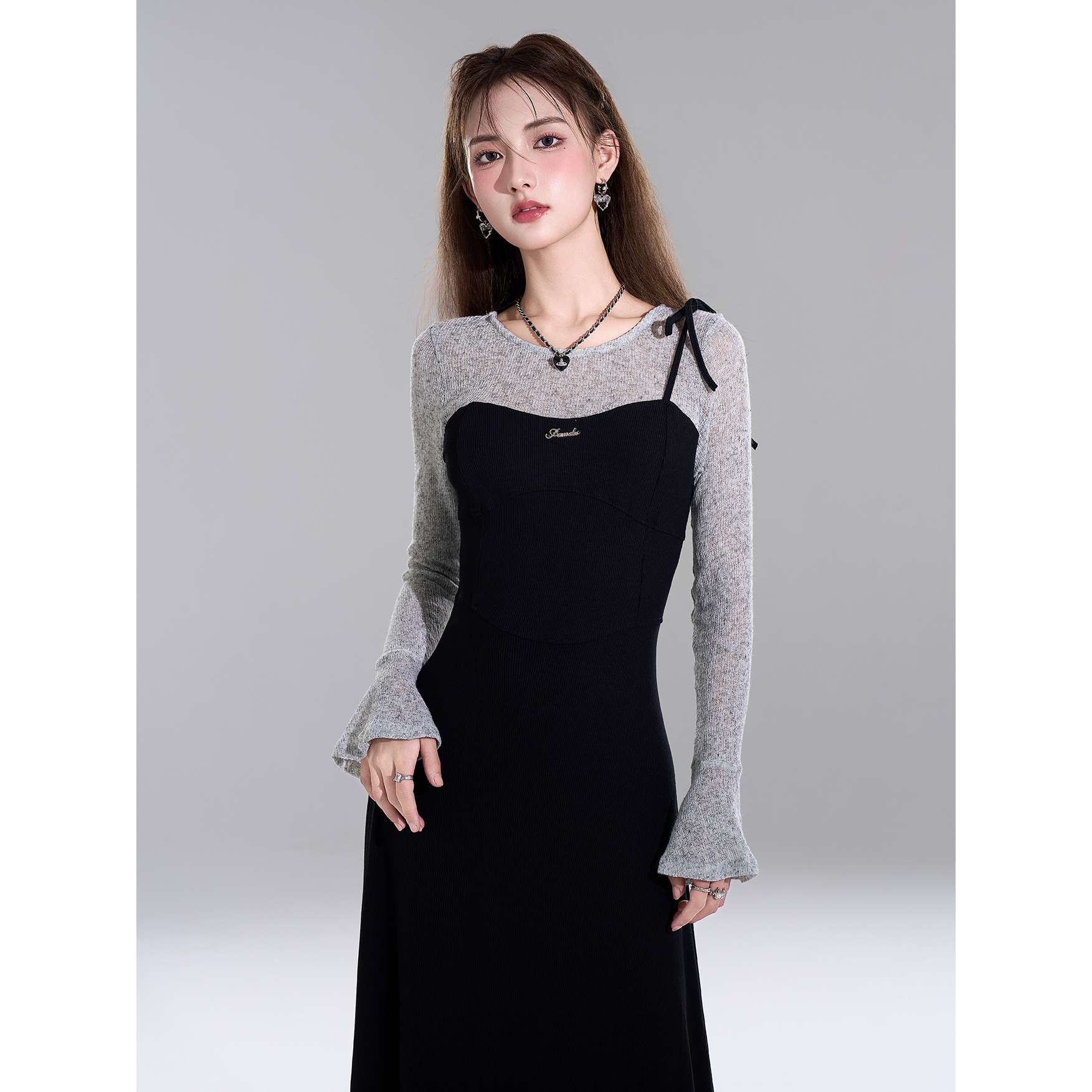 https://fulmo-img-server.com/kireime/0f6ee7564b0d4e5780352827cf1e5ce3.jepg