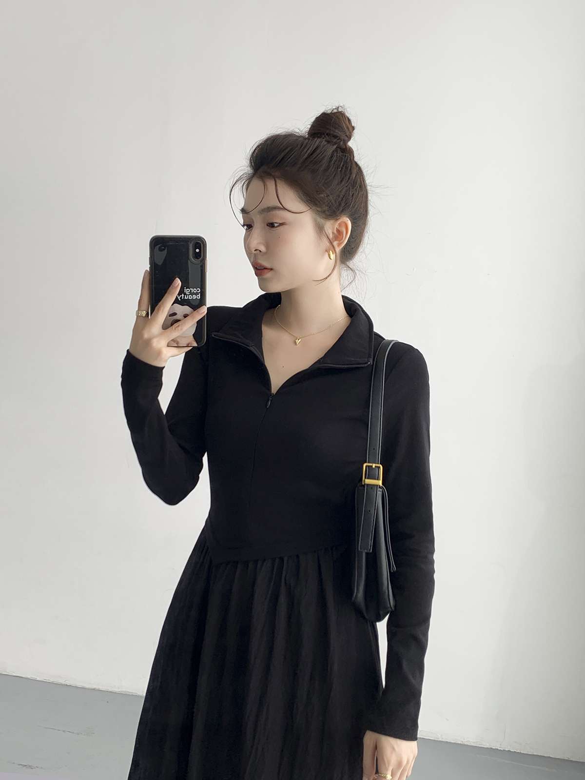 https://fulmo-img-server.com/kireime/253b210284974342af4e2fee9351324c.jepg