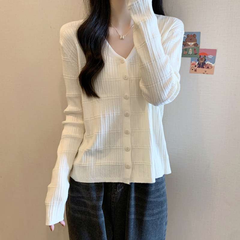 https://fulmo-img-server.com/kireime/a69367f75dd34851aa94339b70b6f17b.jepg