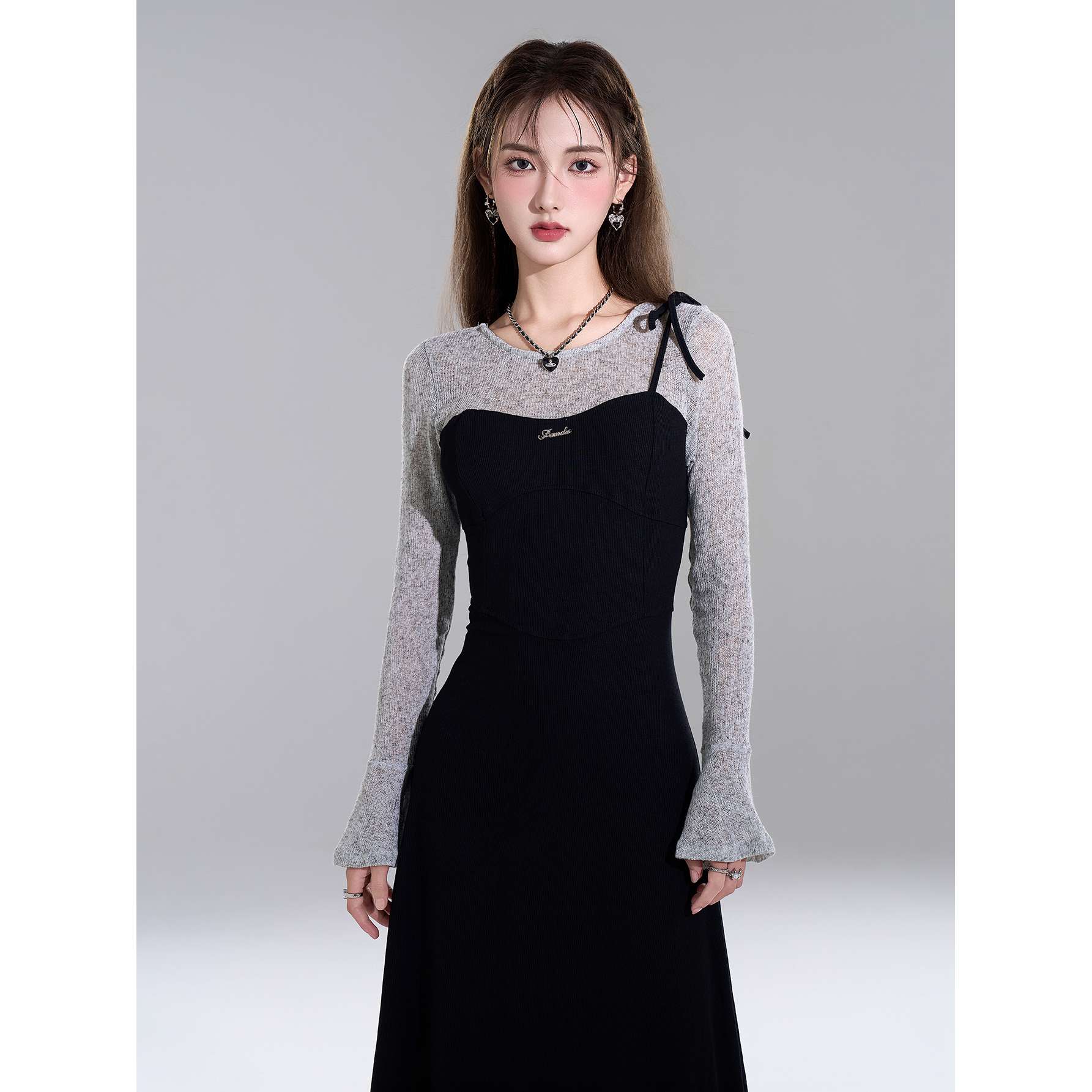 https://fulmo-img-server.com/kireime/a7912f061f7f40cf80857a8b8131c735.jepg