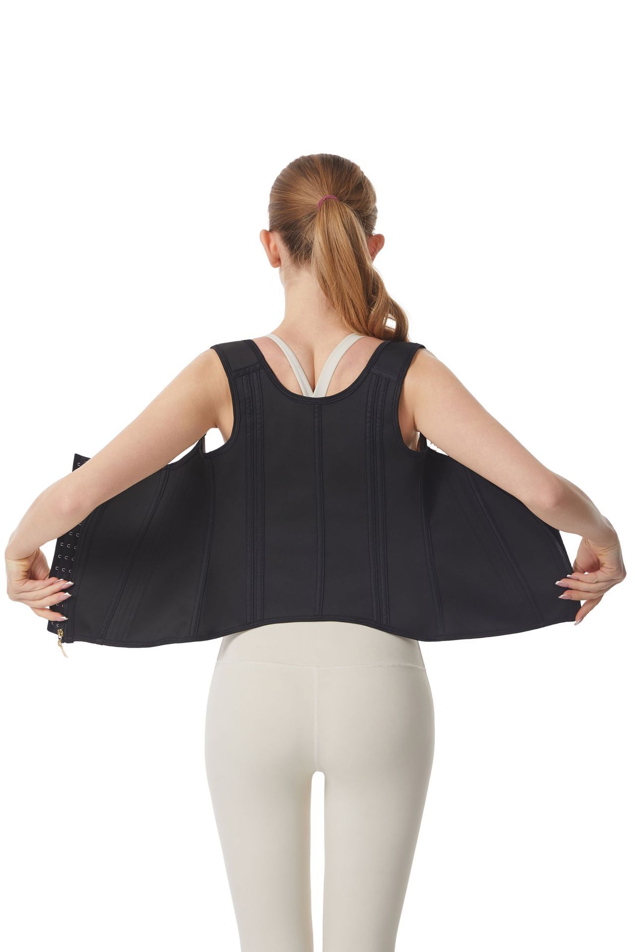 https://fulmo-img-server.com/kiremie-underwear/1450382e-7243-4cd6-81a0-8afa3a7cafa4.jpg