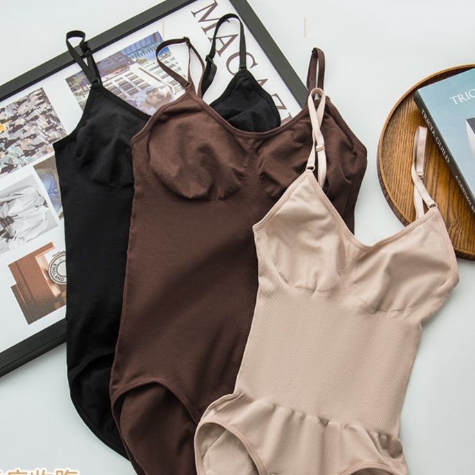 https://fulmo-img-server.com/kiremie-underwear/1787202308233_jrf6jryh_68m2nuvk.jpeg