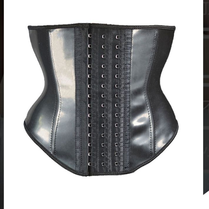 https://fulmo-img-server.com/kiremie-underwear/1788212847615_okc4k9cl_vol3wx11.jpeg