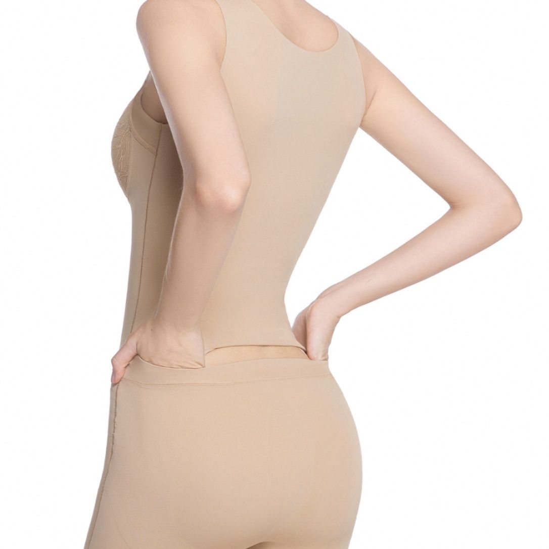 https://fulmo-img-server.com/kiremie-underwear/1788404186080_27xl411b_47gx5rdp.jpeg