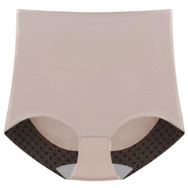 https://fulmo-img-server.com/kiremie-underwear/68aca2b9-e81d-471b-aba9-ff0bea7c7b5c.jpg