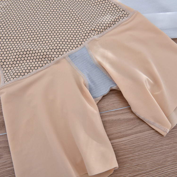 https://fulmo-img-server.com/kiremie-underwear/e12259eb-804e-48ad-b482-6f6fae0b8267.jpg