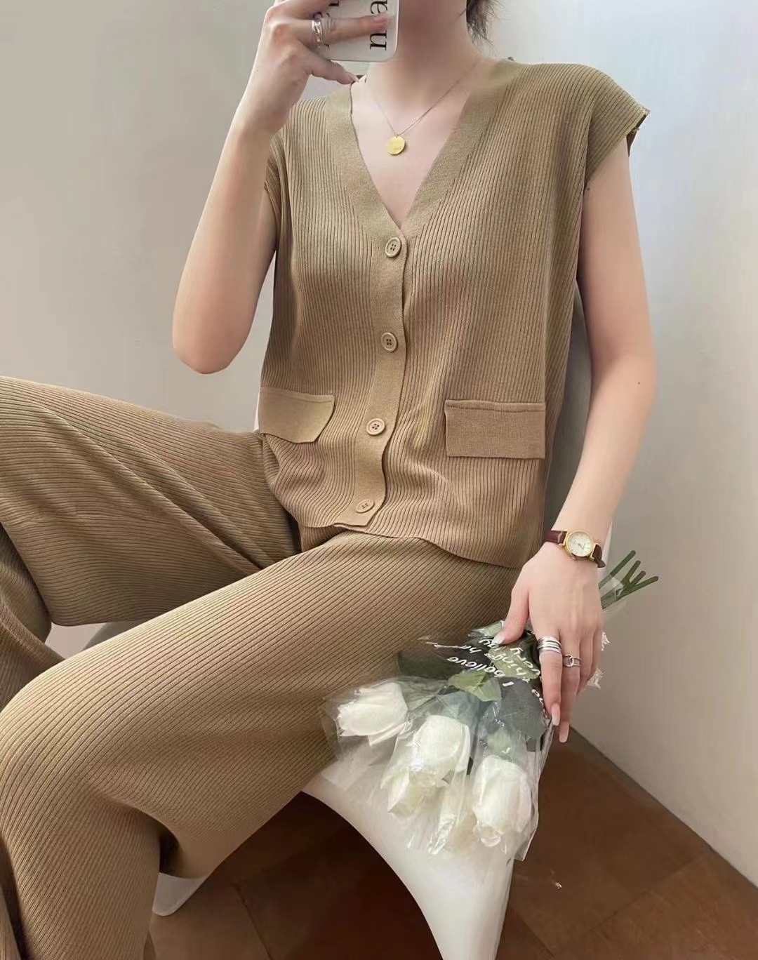 https://fulmo-img-server.com/kiremie/252ce58a-842a-4aae-942f-fddaaf225c6b.jpg