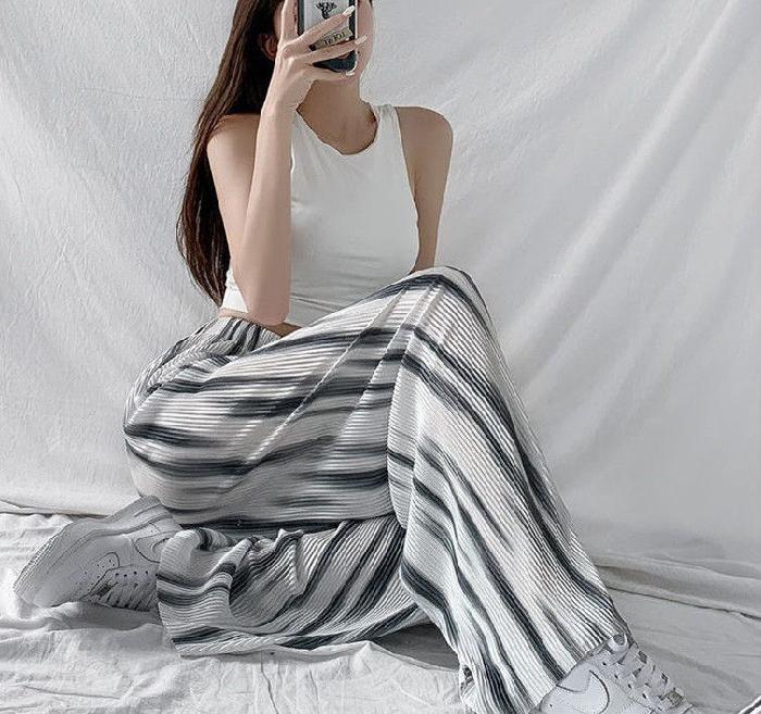 https://fulmo-img-server.com/kiremie/c75bc69b-faa4-4f08-8e80-8c146e677e75.jpg