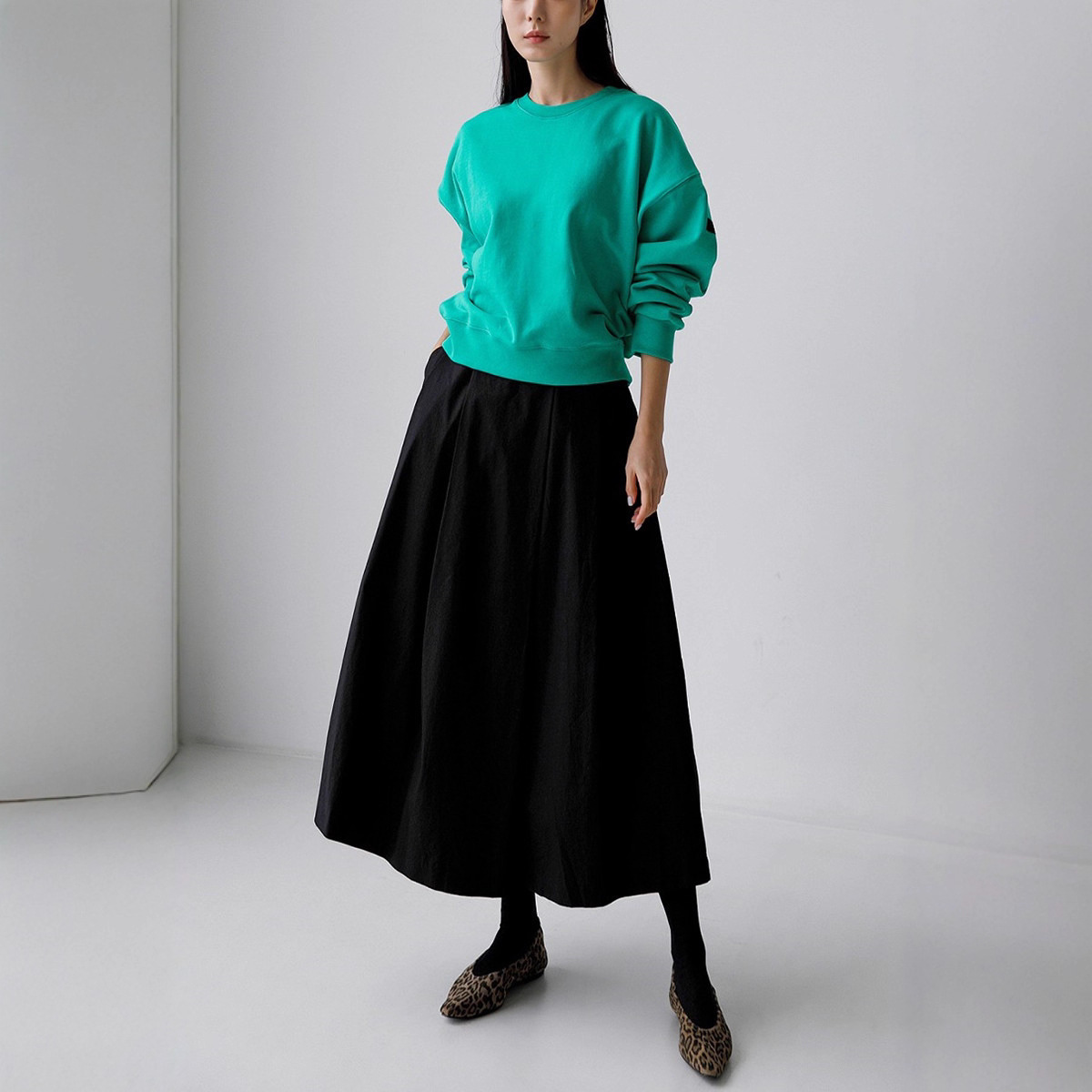 着痩せコーデ ボリュームタックロングフレアスカート