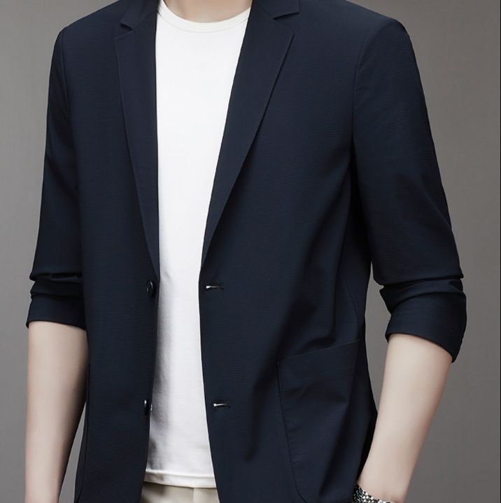 フォーマルスーツ 上質仕立ての二つ釦テーラードジャケット