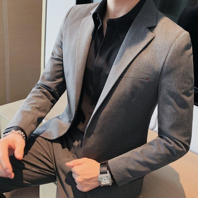 フォーマルスーツ 洗練されたシルエットの一つ釦テーラードジャケット