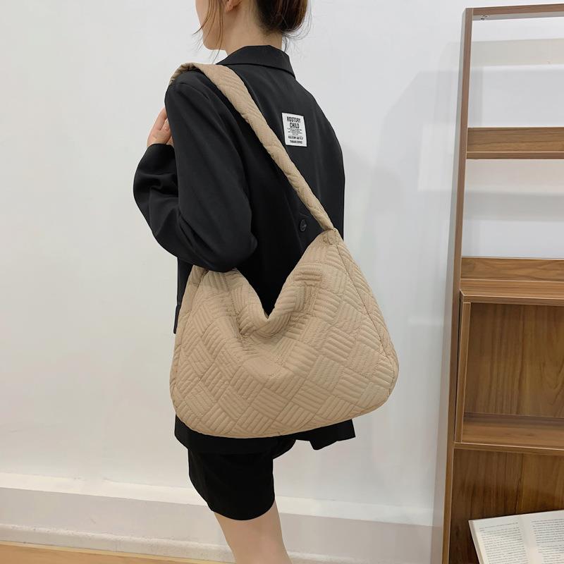 https://fulmo-img-server.com/kiruti/0429f549-7911-4bc6-b4d3-9bf0a02ff7f2.jpg