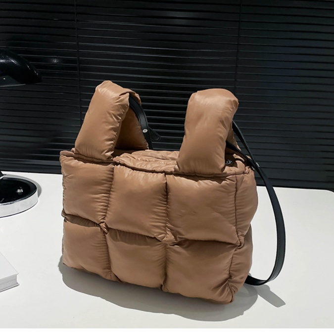 キルティングバッグ ふんわりキルティングショルダー