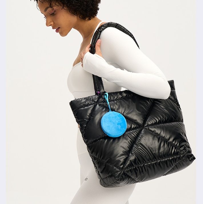 キルティングバッグ 中綿入りふんわりキルティングバッグ大容量トートバッグ