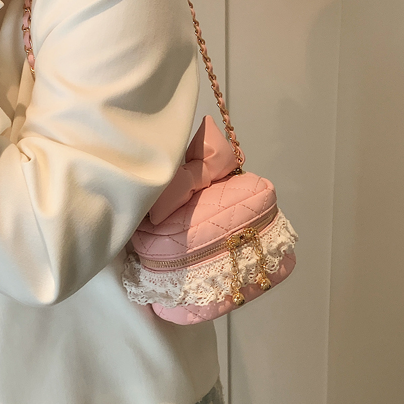 キルティングバッグ リボン付きキルティングチェーンバッグ可愛いミニショルダー