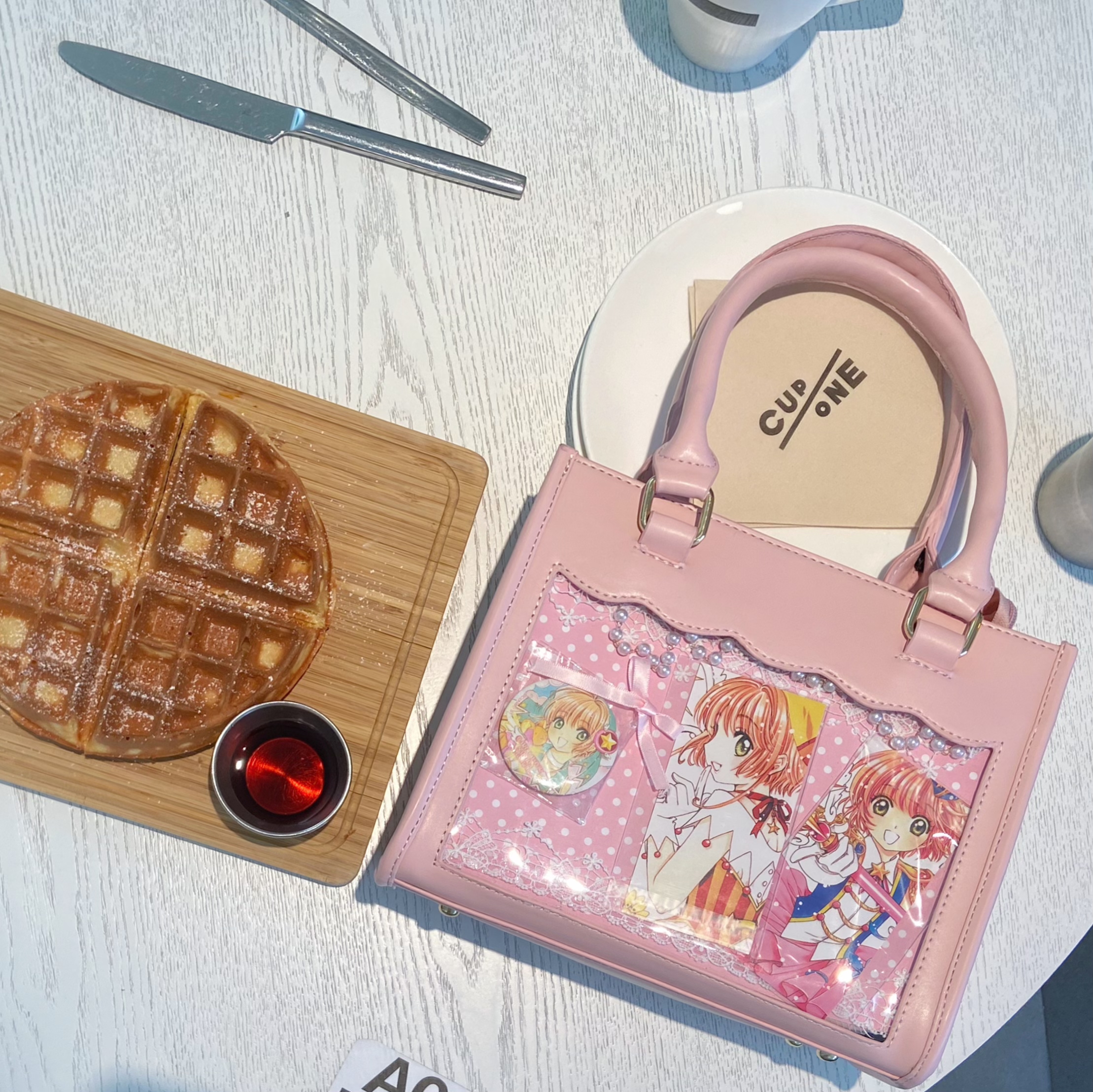 キルティングバッグ 菱格模様の上品手提げバッグ