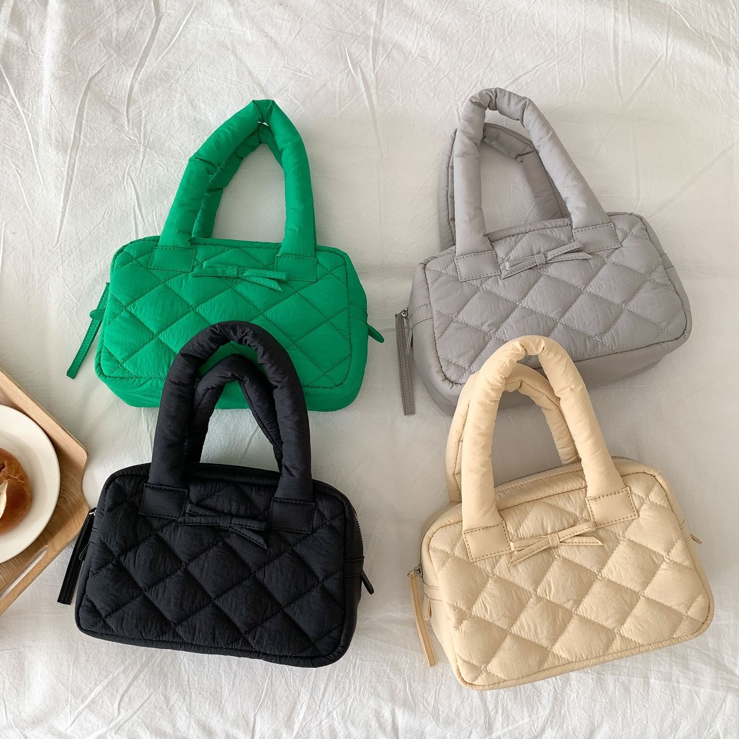 キルティングバッグ リボン付きキルティングトートバッグ 韓国風おしゃれデザイン