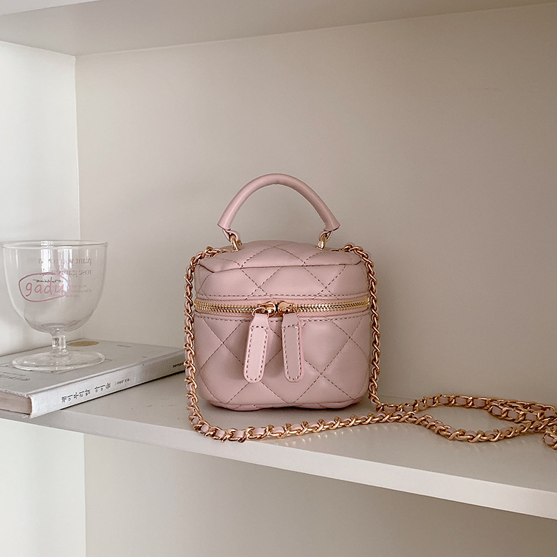 キルティングバッグ キルティングチェーンバッグ レディース 韓国風ショルダーバッグ