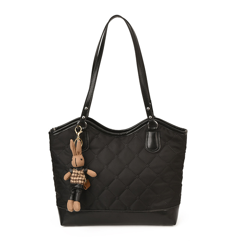 キルティングバッグ 大容量キルティングトートバッグ 通勤ショルダー対応