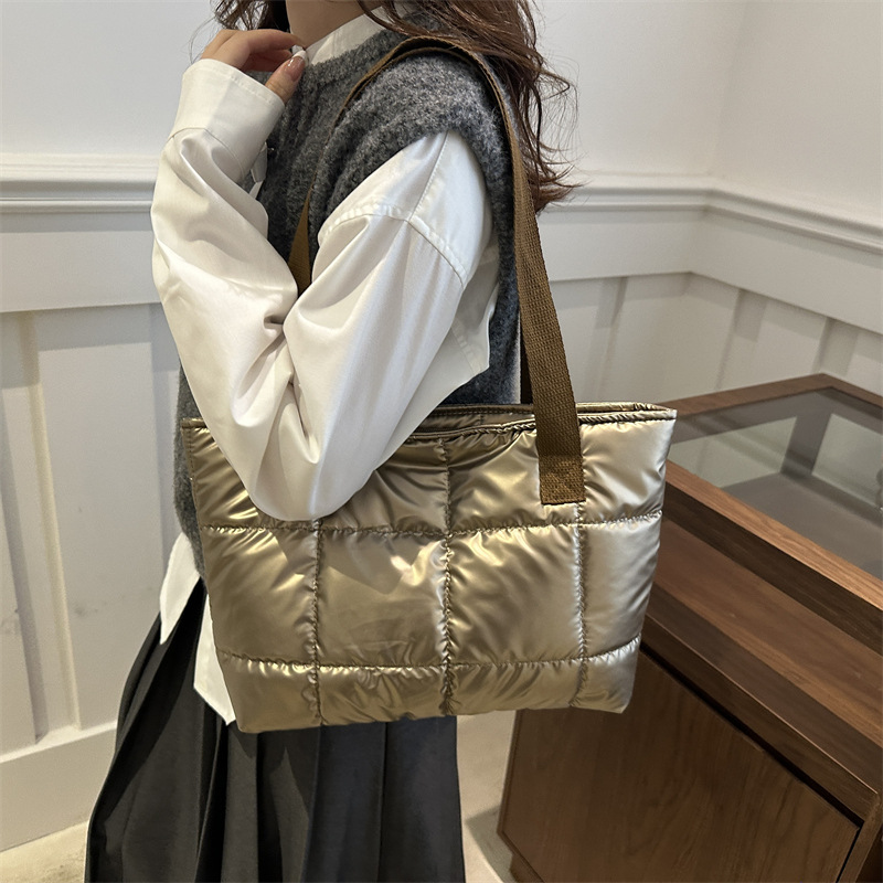 キルティングバッグ ふわふわキルト トートバッグ