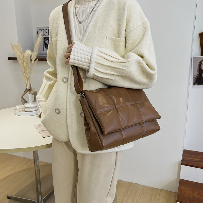 キルティングバッグ ふんわりキルティングショルダーバッグ